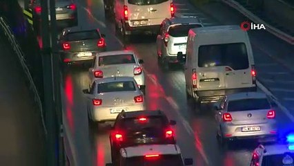 Trafikte kalana Allah sabır versin! İstanbul durdu!