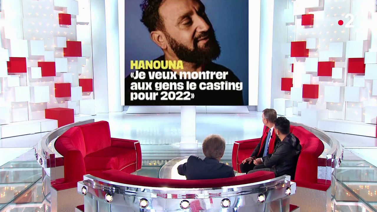 Michel Drucker révèle avoir été vivement critiqué lorsqu'il soutenait Cyril Hanouna à ses débuts: "On me disait "Qu'est-ce que tu lui trouves à ce pitre ?!""