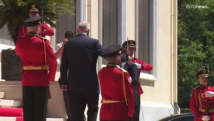 Macedonia Nord: Zaev si dimette da premier e guida  del partito