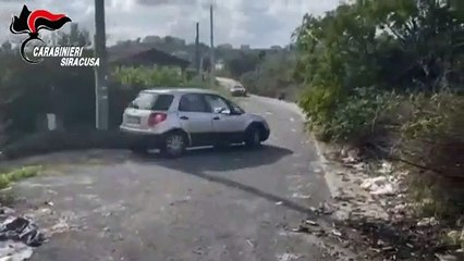 PALAZZOLO ACREIDE: IMPRENDITORE DI PALAZZOLO CONSEGNA SOLDI AI SUOI ESTORTORI. MA I CARABINIERI LI STAVANO ASPETTANDO: 3