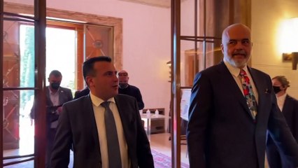Rücktritt: Nordmazedonischer Ministerpräsident Zaev geht