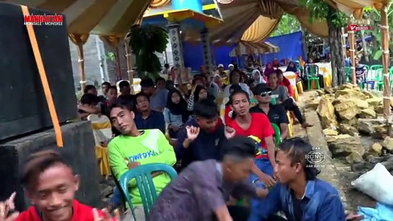 Chaca Strobery  Seharusnya Aku - MANHATTAN - TERBARU 2021