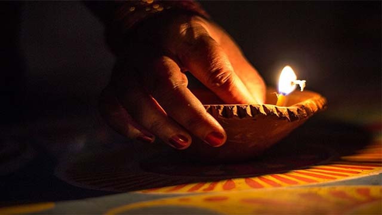 Dhanteras 2021 : धनतेरस में इन जगहों पर जरूर जलाएं दीपक, बरसेगा धन | Boldsky