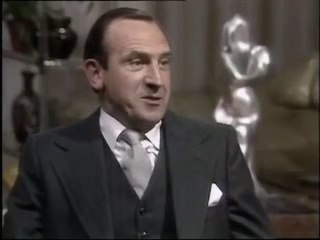 The Fall And Rise Of Reggie Perrin  (S1/E2)  Leonard Rossiter,Sue Nicholls,John Barron,Pauline Yates