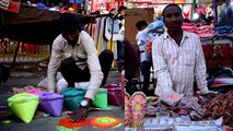 Dhanteras Diwali 2021: इस धनतेरस दीवाली Street Vendors को दें अपनेपन का Gift | Boldsky