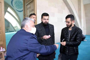 Sigarayı bıraktı, 4 yılda topladığı 38 bin lirayı öğrenciler için harcadı