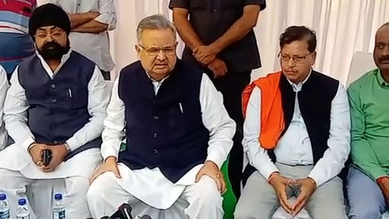 CM भूपेश के सवाल पर रमन सिंह ने दिया जवाब, मेरी चिंता न करें, पहले वो अपनी कुर्सी बचा लें