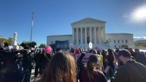 WASHINGTON - ABD'de yüzlerce kişi Teksas'ta yürürlüğe giren kürtaj yasasını protesto etti