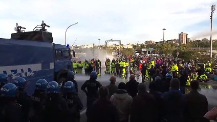 Triest: Gut 100 Menschen bei Demo mit Corona infiziert