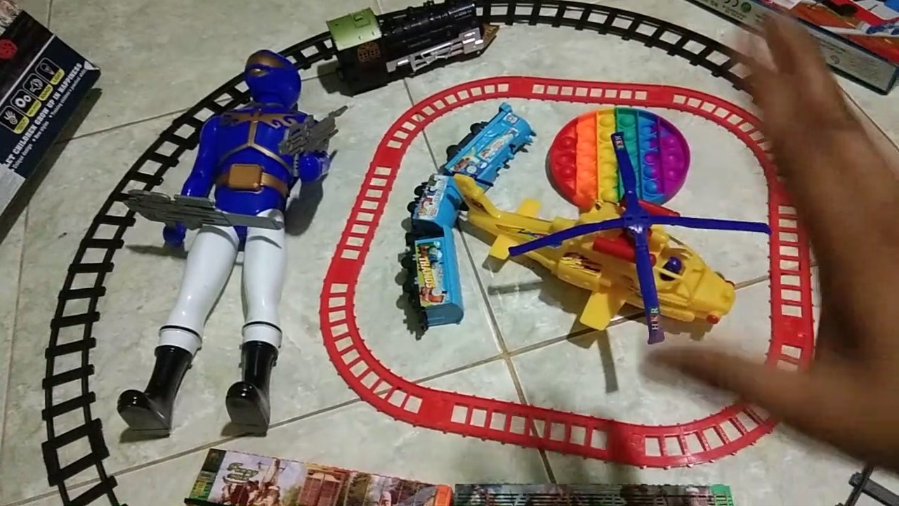 Balapan,Hunting,Riview Kereta Api,Thamos and Friends, Elektrik Trains,Powerenjes,Helicopter