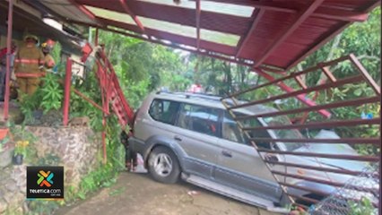 tn7-dos-mujeres-y-dos-menores-choque-en-tacacori-011121