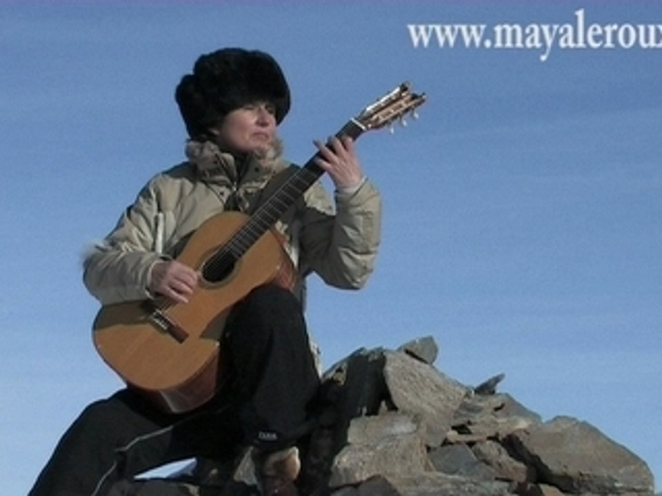 Clip Maya Leroux