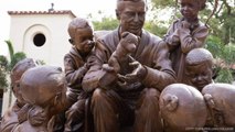Florida College Unveils Inspiring Statue of Cherished Alum, Mister Rogers