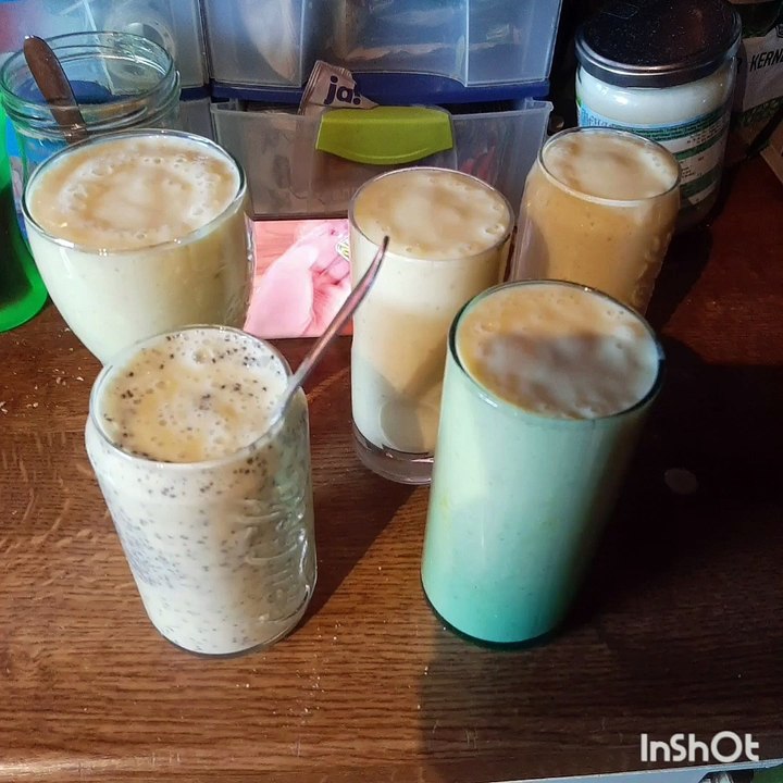 Mirabellenchiapuddingsmoothie* aus Resten wird Salat *Corona Tag 593