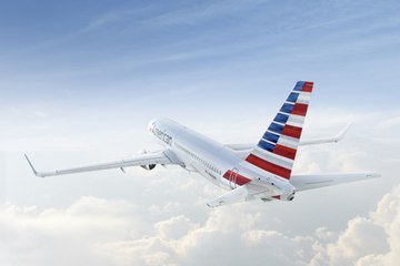 American Airlines Continues to Cancel Flights into Monday after Weekend Woes