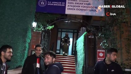 300 öğrencinin kaldığı yurtta yangın! Korkuyla sokağa döküldüler