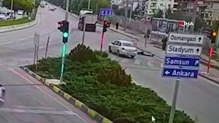 Son dakika haberleri | Talihsiz ölüm kamerada: Bir anlık denge kaybı ölüme neden oldu