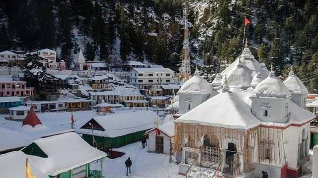 Uttarakhand: Heavy snowfall in Gangotri-Yamunotri Dham
