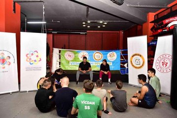 'Vicdan Takımı Pes Etmez' Kulübü, Tuzla Belediyesi sporcuları ile bir araya geldi