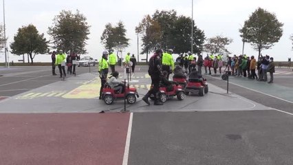 Öğrencilere "Mobil Trafik Eğitim Tırı"nda eğitim verildi