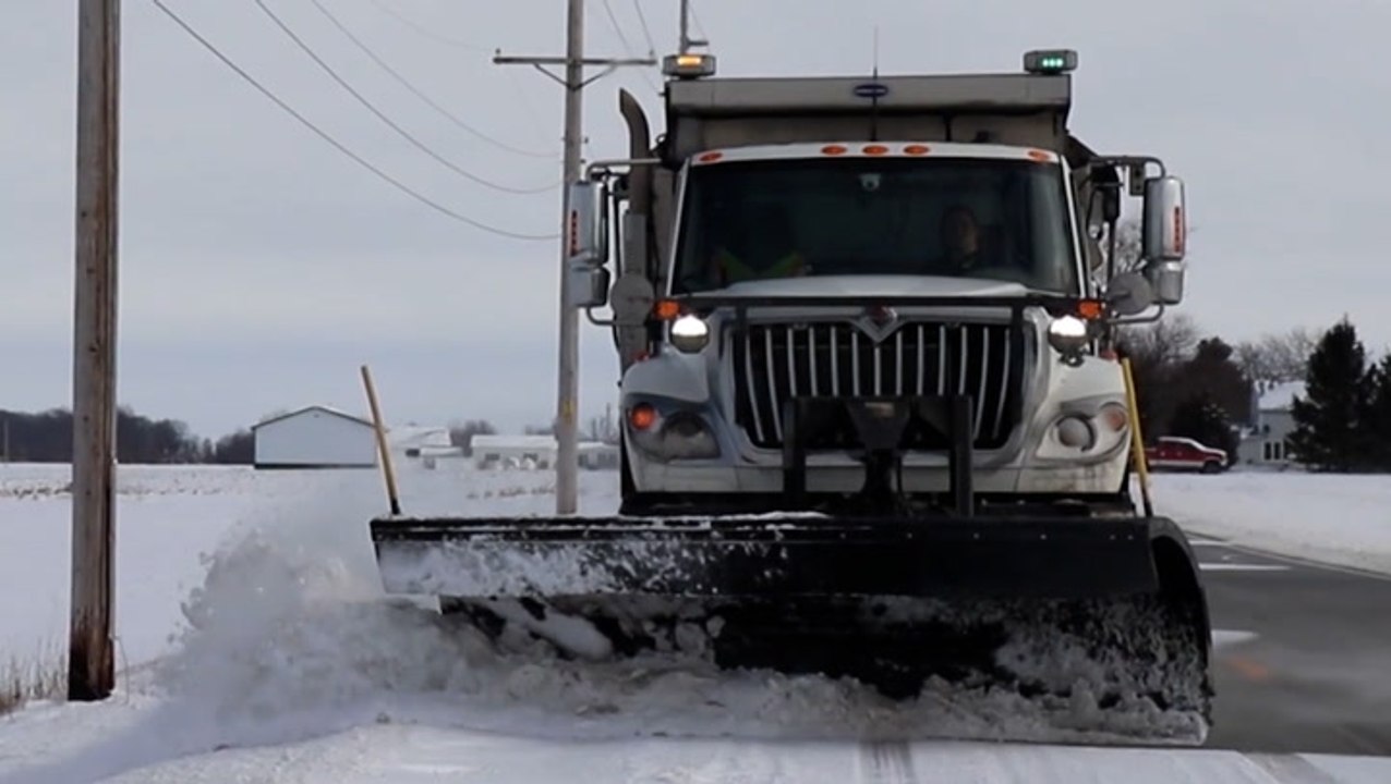 Some states short hundreds of snowplow drivers as winter nears