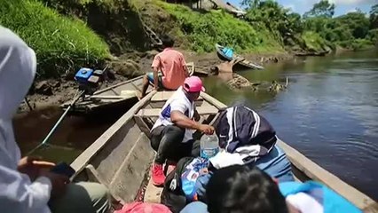 Vacunan contra la COVID en una aldea del Amazonas donde no habían oído hablar del coronavirus