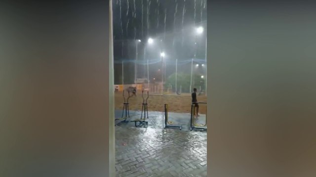 Chuva anima sertanejos e ameniza carlos no Sertão da Paraíba