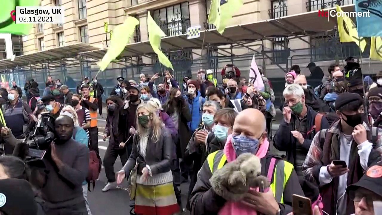 Umweltschutzgruppierung: Kundgebung vor Bank-Sitz