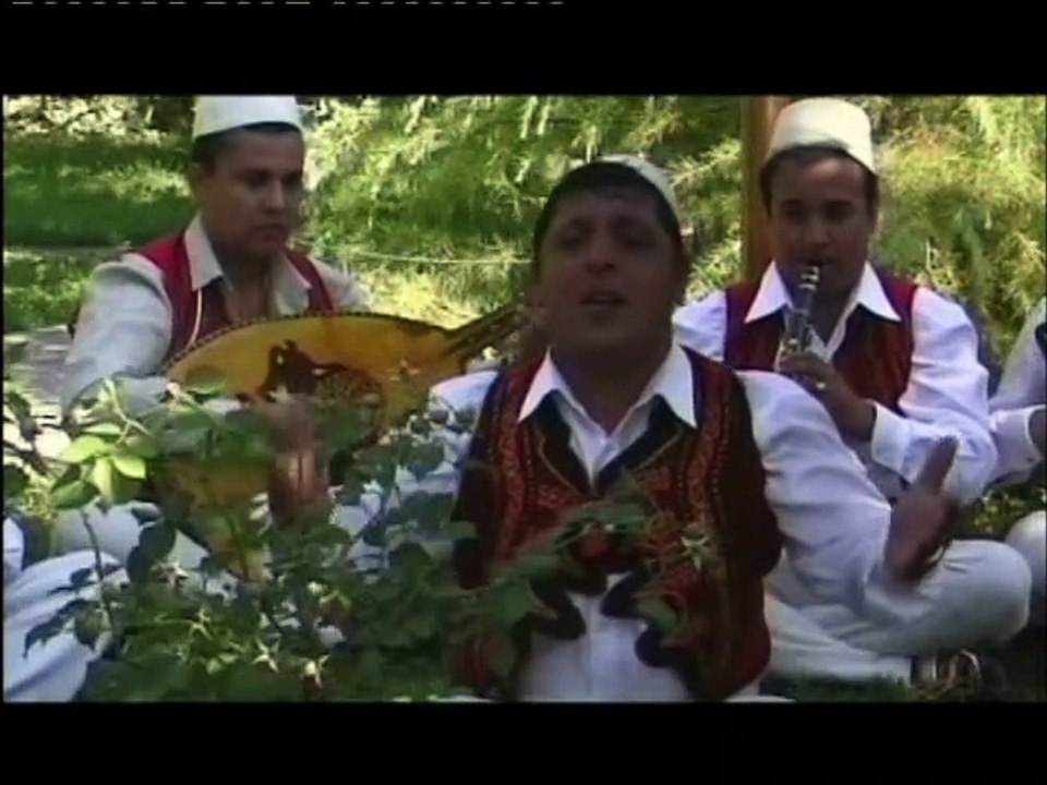 AZIZ DALIPI TE SELVIT E NAMAZGJAS ( SHQIPJA MAS