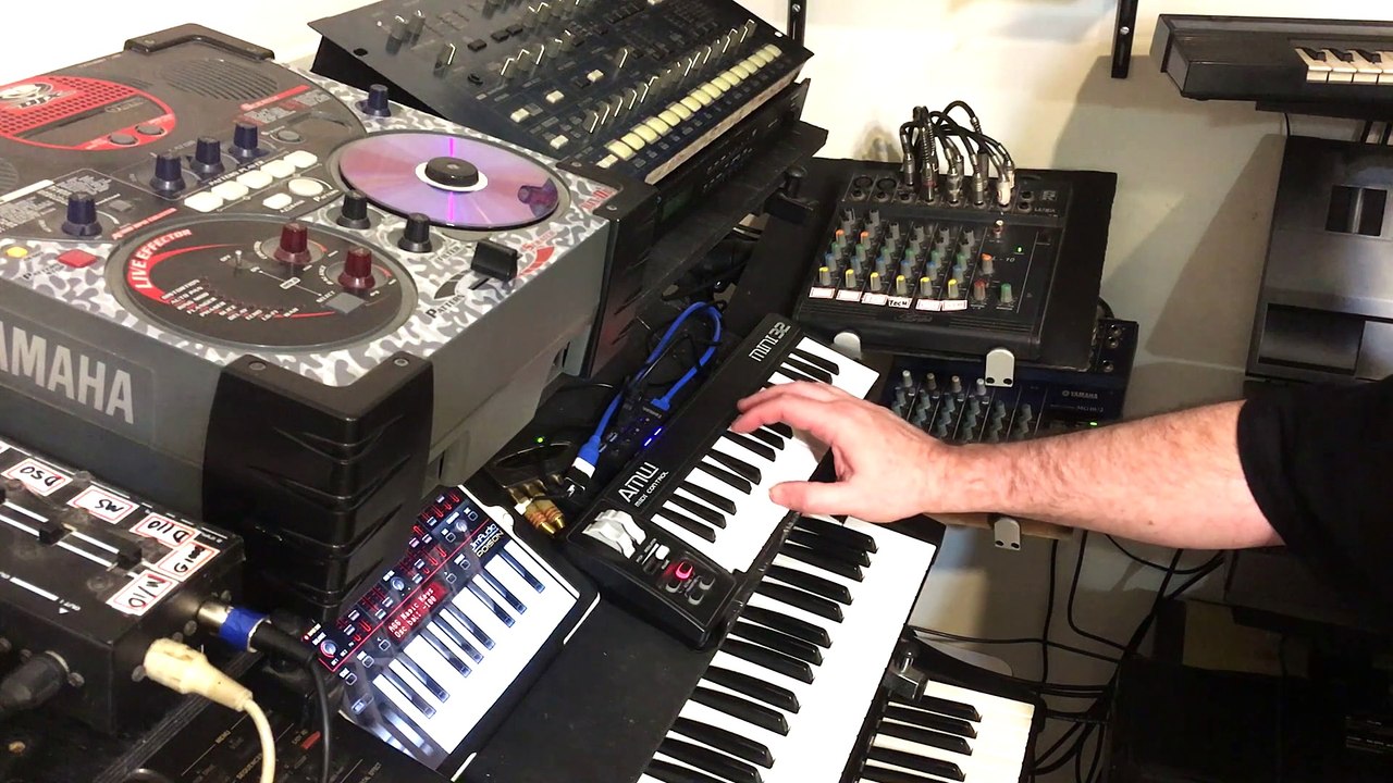 *SONG - Gimme! Gimme! Gimme! (A Man After Midnight) - ABBA