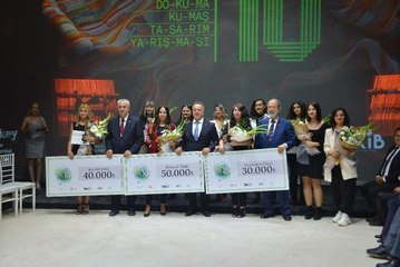 En iyi dokuma kumaşlar tasarımları ödüllerdirildi