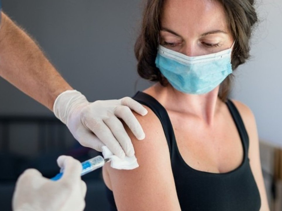 Stiko empfiehlt unter 30-Jährigen nur noch Biontech-Impfstoff