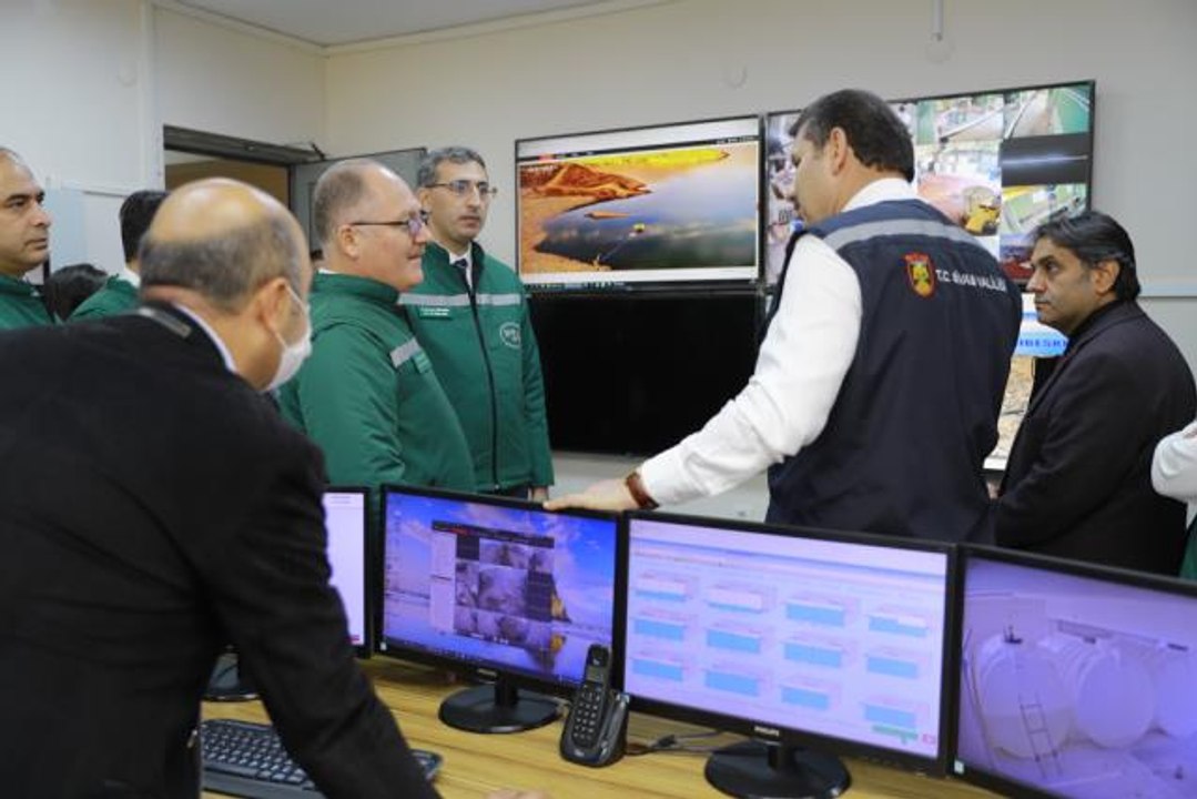 Ozonlama tesisinde son aşamaya gelindiSivas Belediyesi şehirdeki içme suyu kalitesini artırmak amacıyla inşa ettiği Ozonlama Tesisinde son aşamaya...