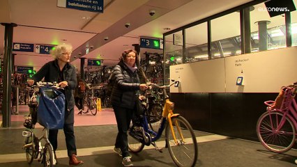 Утрехт - рай для велосипедов и кошмар для автомобилей