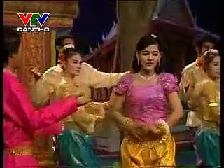 แวดวงเพลงเวียดนาม (ภาคภาษาเขมร) (Ca nhac) (เดอะซีรีส์) - ចម្រៀងពីដើម (ตอนที่ 4) (กันยายน 2013)