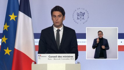 Attal déplore « l’irresponsabilité » du retour de Sophie Pétronin au Mali