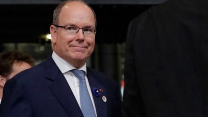 Le Prince Albert reconnait publiquement Alexandre son fils Metis.