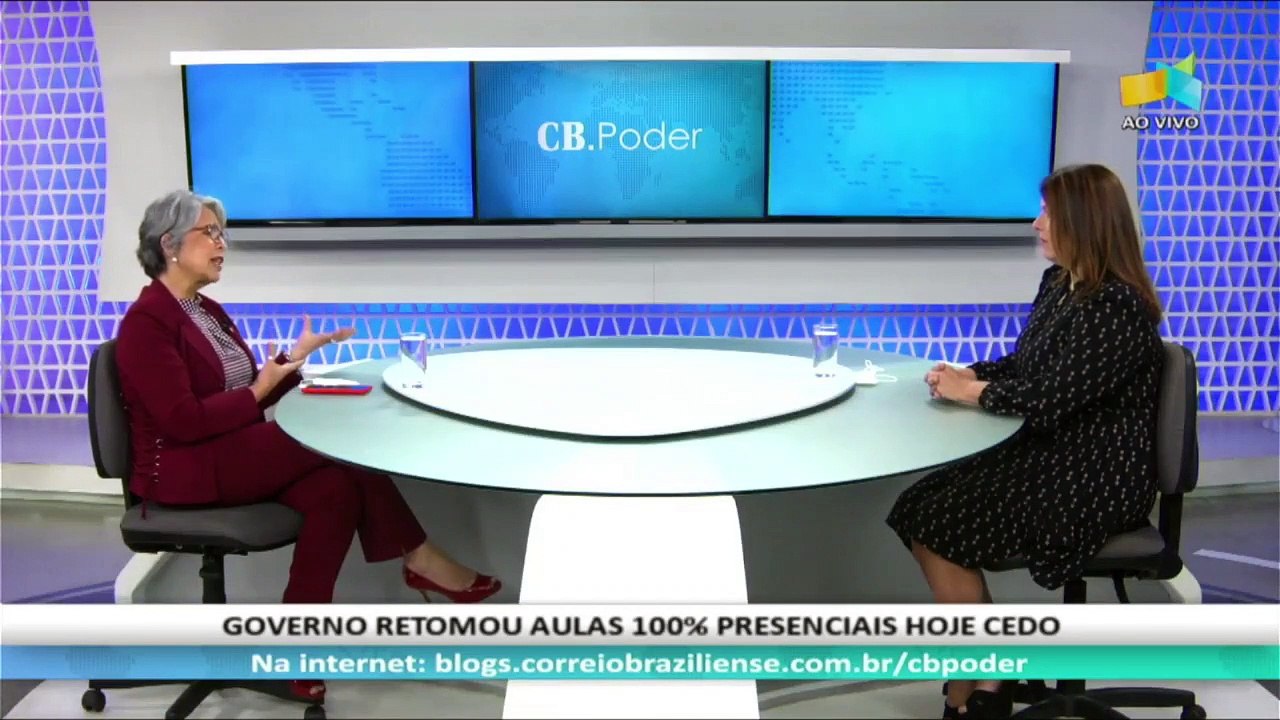 CB.PODER: Hélvia Paranaguá, secretaria de Educação - 3/11