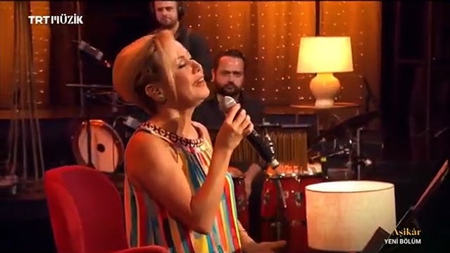 Tuğçe Pala & Bir Fincan Kahve Olsam & Mavi Mavi