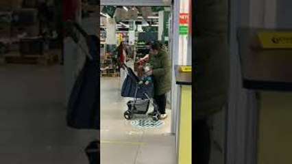 Pup Puts On Face Mask