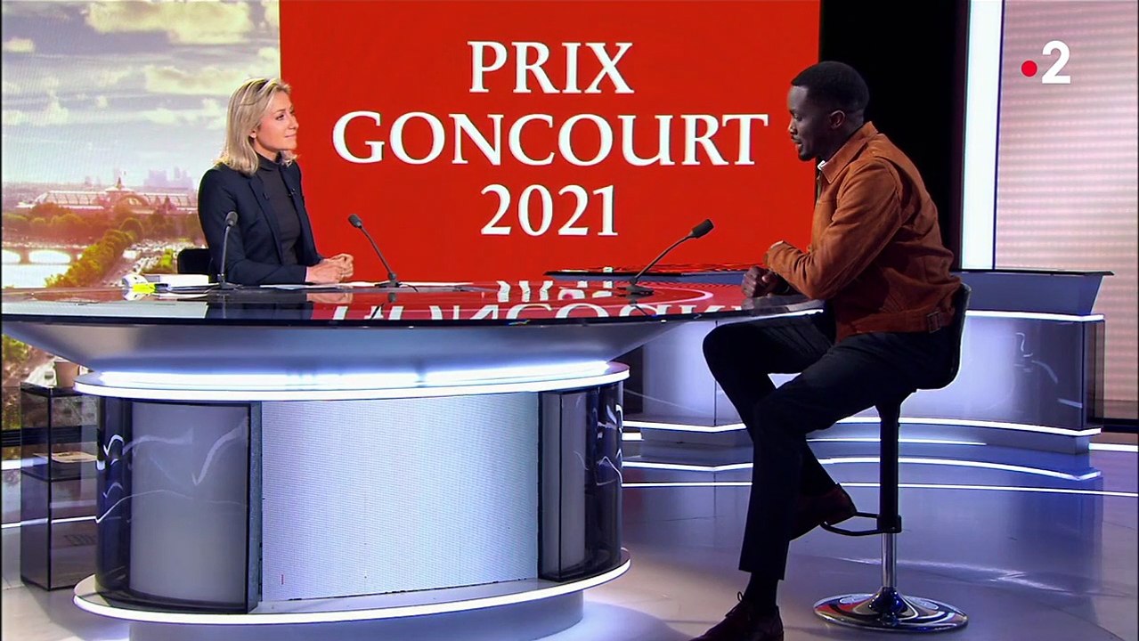 Goncourt 2021 : "J’ai été envahi par de très beaux souvenirs de ma formation, j’ai pensé à ma famille, à mes professeurs", réagit Mohamed Mbougar Sarr sur France 2