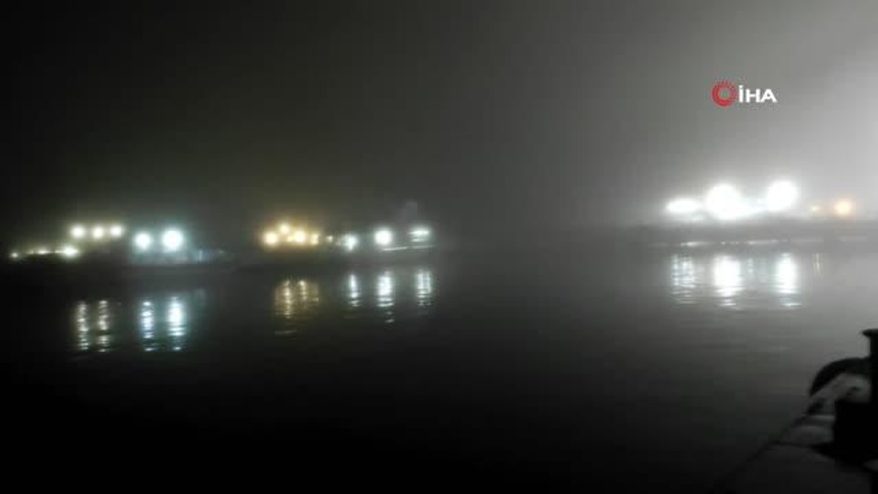 Çanakkale'de sis nedeniyle göz gözü görmüyor