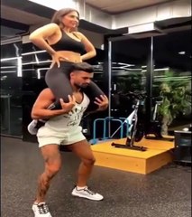 أغرب ممارسة للرياضة للنجمة المثيرة للجدل قمر اللبنانية