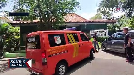Polisi Sita Replika Senpi di Markas Menwa UNS