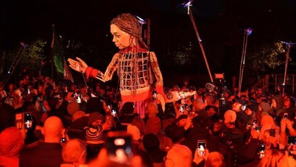 Mülteci çocuk kuklası "Emel" yolculuğunu tamamladı