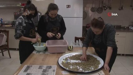 Son dakika haber! Sivrihisar'ın yöresel lezzetlerine kadın eli değdi