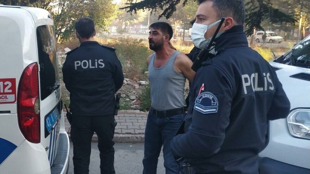 Tabancayla rastgele ateş açtı, Özel Harekat etkisiz hale getirdi