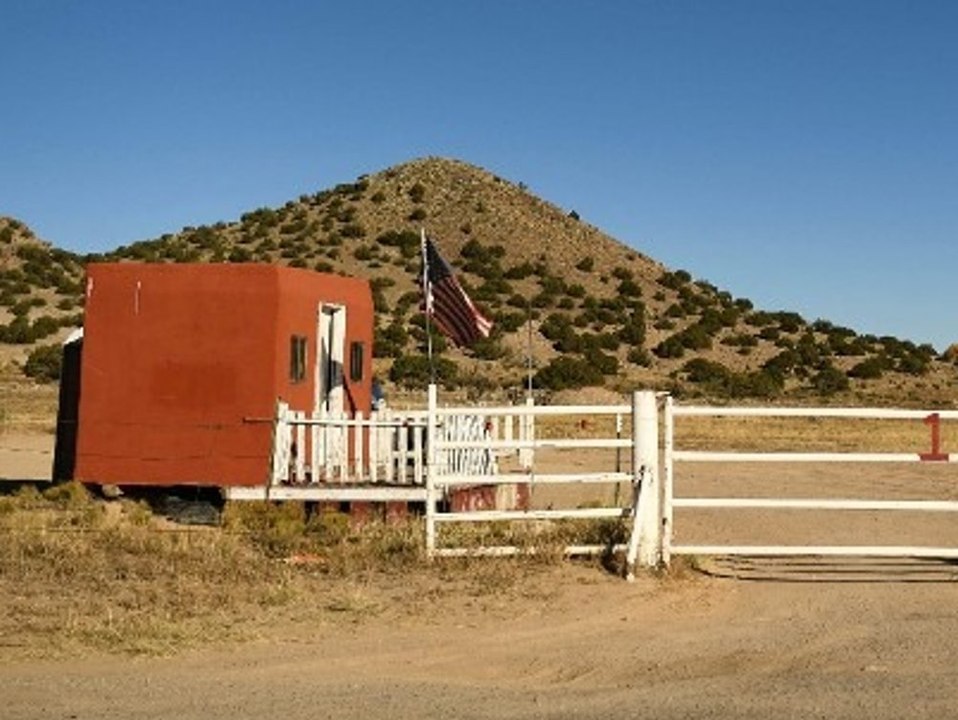 "rust"-tragödie: anwalt spricht von "sabotage" am filmset