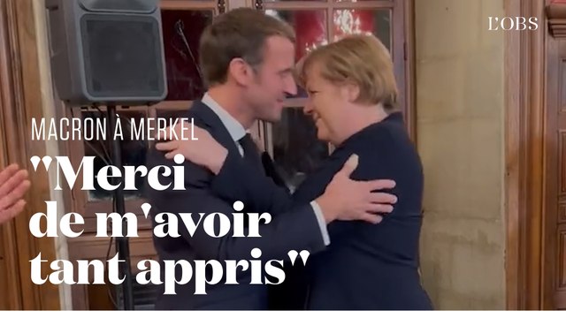 L'émouvante embrassade d'adieu d'Angela Merkel et Emmanuel Macron à Beaune