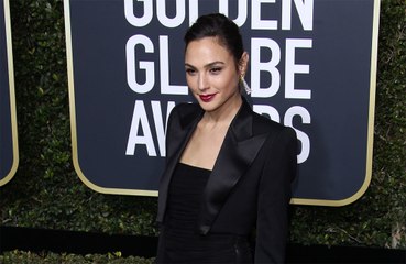 Gal Gadot confirms she’s landed the Evil Queen role in live-action Snow White movie